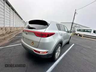 2019 Kia Sportage LX with VIN KNDPM3AC1K7513099, listed as a Copart auction lot 55706075 with 194,886 mi miles and Clean Title. Bid and sale history available at carsss.com. Image 4.