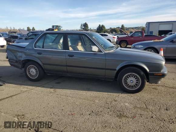 1989 BMW 3 Series 325i with VIN WBAAD2307K8849902, listed as a Copart auction lot 87257434 with 233,562 mi miles and Salvage Title. Bid and sale history available at carsss.com. Image 4.