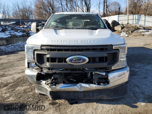 2022 Ford F-250 XL with VIN 1FT7X2B6XNEG39326, listed as a Copart auction lot 88091315 with 54,242 mi miles and Salvage Title. Bid and sale history available at DreamBid. Image 5.