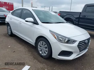 2022 Hyundai Accent SE z VIN 3KPC24A62NE171655, wystawiony jako IAAI lot #42168247 z przebiegiem 57 729 mil mil oraz . Historia ofert i sprzedaży dostępna na DreamBid. Obrazek 1.