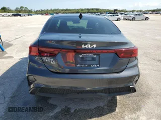 2024 Kia Forte LXS with VIN 3KPF24AD0RE821875, listed as a Copart auction lot 79937394 with 2,592 mi miles and Non Repairable. Bid and sale history available at DreamBid. Image 6.