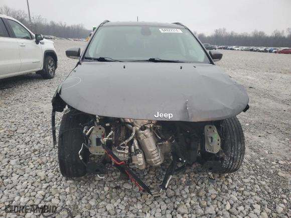 2020 Jeep Compass Limited with VIN 3C4NJDCB1LT221301, listed as a Copart auction lot 84922314 with 102,089 mi miles and Salvage Title. Bid and sale history available at carsss.com. Image 5.