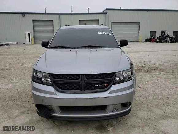 2018 Dodge Journey SE with VIN 3C4PDCAB1JT375632, listed as a Copart auction lot 86260934 with 180,771 mi miles and Salvage Title. Bid and sale history available at carsss.com. Image 12.