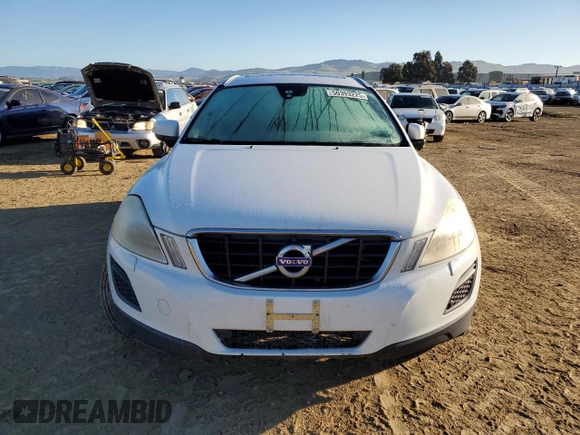2013 Volvo XC60 T6 с VIN YV4902DZ9D2455853, выставлен на аукционе Copart как лот 50393225 с пробегом 152 038 миль миль и Списание • Salvage title. История ставок и продаж доступна на DreamBid. Изображение 5.