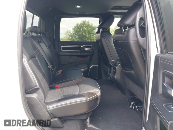 2023 Ram 2500 Laramie with VIN 3C6UR5FL3PG553812, listed as a IAAI auction lot 39891964 with 33,303 mi miles. Bid and sale history available at carsss.com. Image 8.