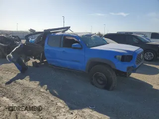 2020 Toyota Tacoma SR5 z VIN 3TMCZ5AN6LM310164, wystawiony jako Copart lot #47098995 z przebiegiem 18 285 mil mil oraz Szkoda całkowita • Salvage title. Historia ofert i sprzedaży dostępna na DreamBid. Obrazek 4.