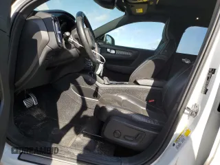 2021 Volvo XC40 R-Design with VIN YV4AC2HM3M2537869, listed as a Copart auction lot 56687535 with 50,265 mi miles and Salvage title. Bid and sale history available at DreamBid. Image 7.