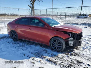 2020 Kia Forte GT-Line with VIN 3KPF34AD8LE207323, listed as a Copart auction lot 45308585 with 113,961 mi miles and Salvage Title. Bid and sale history available at carsss.com. Image 4.