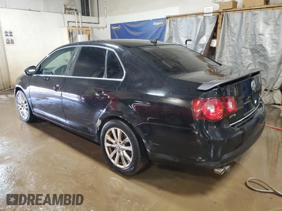 2008 Volkswagen Jetta SE с VIN 3VWRM71K48M018060, выставлен на аукционе Copart как лот 48627805 с пробегом 82 924 миль миль и Списание • Salvage title. История ставок и продаж доступна на DreamBid. Изображение 2.