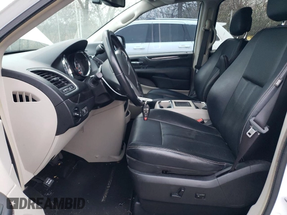 2015 Chrysler Town & Country Touring-L with VIN 2C4RC1CG2FR697750, listed as a Copart auction lot 81573604 with 168,701 mi miles and Salvage Title. Bid and sale history available at carsss.com. Image 7.