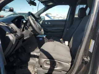 2017 Ford Police Interceptor Utility с VIN 1FM5K8AR3HGC34773, выставлен на аукционе Copart как лот 61687625 с пробегом Не указан миль и Чистый • Clean title. История ставок и продаж доступна на DreamBid. Изображение 7.