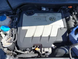 2011 Volkswagen Jetta SportWagen TDI with VIN 3VWPL7AJ2BM672287, listed as a IAAI auction lot 42013933 with 153,378 mi miles. Bid and sale history available at carsss.com. Image 10.