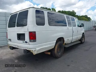 2013 Ford Econoline Passenger XL z VIN 1FBSS3BL0DDA07125, wystawiony jako IAAI lot #42791757 z przebiegiem 204 148 mil mil oraz . Historia ofert i sprzedaży dostępna na DreamBid. Obrazek 4.