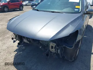 2017 Volkswagen Passat S z VIN 1VWAT7A37HC069014, wystawiony jako IAAI lot #41967310 z przebiegiem 109 266 mil mil oraz . Historia ofert i sprzedaży dostępna na DreamBid. Obrazek 6.