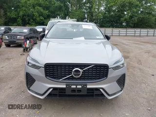 2025 Volvo XC60 Plus с VIN YV4M12RC5S1149246, выставлен на аукционе IAAI как лот 42533801 с пробегом 5 600 миль миль и . История ставок и продаж доступна на DreamBid. Изображение 12.