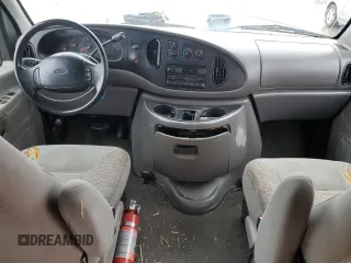 1998 Ford Econoline Wagon XL z VIN 1FBSS31SXWHA79163, wystawiony jako Copart lot #45536455 z przebiegiem 234 525 mil mil oraz Tytuł czysty. Historia ofert i sprzedaży dostępna na DreamBid. Obrazek 8.