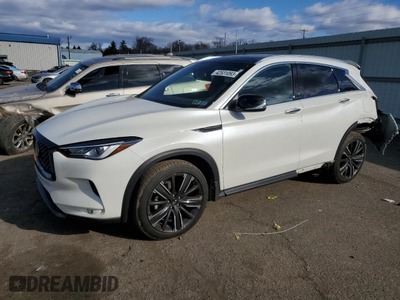 2022 Infiniti QX50 LUXE with VIN 3PCAJ5BB4NF107154, listed as a Copart auction lot 42531093 with 13,758 mi miles. Bid and sale history available at carsss.com. Image 1.