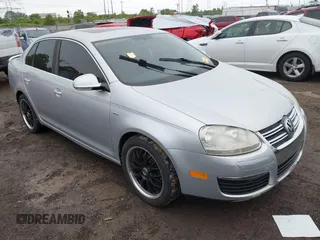 2007 Volkswagen Jetta Wolfsburg Edition с VIN 3VWEF71K47M174168, выставлен на аукционе IAAI как лот 42355064 с пробегом 134 619 миль миль и . История ставок и продаж доступна на DreamBid. Изображение 1.
