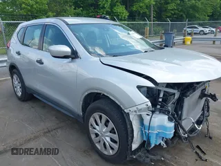 2020 Nissan Rogue S z VIN 5N1AT2MT6LC806063, wystawiony jako IAAI lot #42161928 z przebiegiem 23 564 mil mil oraz . Historia ofert i sprzedaży dostępna na DreamBid. Obrazek 1.
