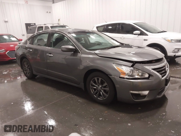 2015 Nissan Altima S with VIN 1N4AL3AP1FN914462, listed as a IAAI auction lot 41700362 with 127,042 mi miles and . Bid and sale history available at carsss.com. Image 1.
