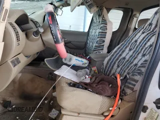 2005 Nissan Frontier SE with VIN 1N6AD06U85C413726, listed as a Copart auction lot 88225415 with 275,525 mi miles and Salvage title. Bid and sale history available at DreamBid. Image 7.