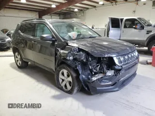 2019 Jeep Compass Altitude z VIN 3C4NJDBB9KT813447, wystawiony jako Copart lot #50494595 z przebiegiem 70 401 mil mil oraz Szkoda całkowita • Salvage title. Historia ofert i sprzedaży dostępna na DreamBid. Obrazek 4.
