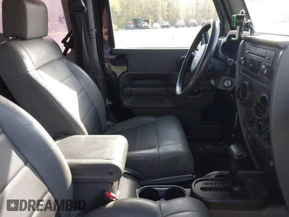 2008 Jeep Wrangler X with VIN 1J4FA24118L568431, listed as a IAAI auction lot 41960757 with 91,952 mi miles and . Bid and sale history available at DreamBid. Image 5.