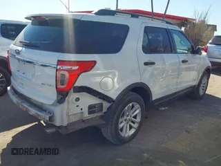 2015 Ford Explorer with VIN 1FM5K7B86FGB89468, listed as a IAAI auction lot 41850992 with 139,457 mi miles and . Bid and sale history available at carsss.com. Image 4.