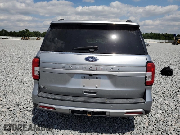 2022 Ford Expedition XLT с VIN 1FMJU1HT2NEA02481, выставлен на аукционе Copart как лот 53786905 с пробегом 46 987 миль миль и Списание • Salvage title. История ставок и продаж доступна на DreamBid. Изображение 6.
