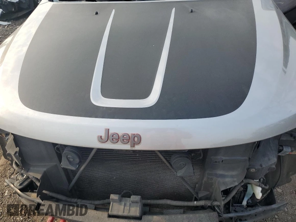 2017 Jeep Grand Cherokee Trailhawk with VIN 1C4RJFLTXHC700177, listed as a Copart auction lot 60660645 with Not provided miles and Salvage title. Bid and sale history available at DreamBid. Image 12.