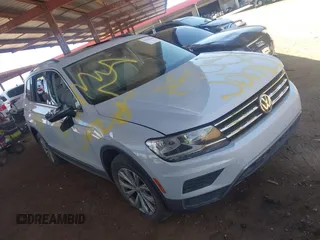2018 Volkswagen Tiguan SEL with VIN 3VV3B7AX8JM132211, listed as a IAAI auction lot 42516340 with 75,641 mi miles and . Bid and sale history available at DreamBid. Image 1.