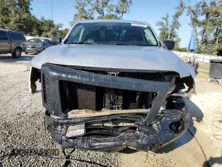 2017 Nissan Titan with VIN 1N6AA1F13HN552434, listed as a Copart auction lot 83294434 with 199,500 mi miles and Salvage title. Bid and sale history available at DreamBid. Image 5.