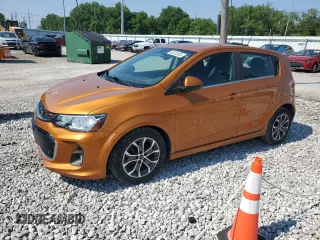 2018 Chevrolet Sonic LT with VIN 1G1JD6SB9J4102958, listed as a Copart auction lot 60202305 with 141,596 mi miles and Salvage title. Bid and sale history available at DreamBid. Image 1.