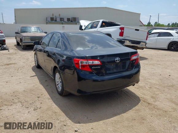 2012 Toyota Camry L with VIN 4T4BF1FK9CR170331, listed as a IAAI auction lot 42063148 with 198,477 mi miles. Bid and sale history available at carsss.com. Image 3.