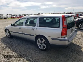 2004 Volvo V70 с VIN YV1SJ52Y142408677, выставлен на аукционе Copart как лот 52483735 с пробегом 187 532 миль миль и Чистый • Clean title. История ставок и продаж доступна на DreamBid. Изображение 2.