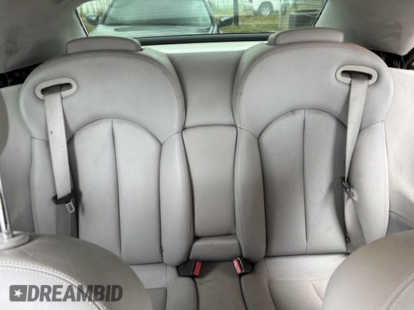 2004 Mercedes-Benz CLK 320 with VIN WDBTK65G04T026049, listed as a IAAI auction lot 42730114 with 120,122 mi miles and . Bid and sale history available at DreamBid. Image 8.