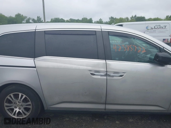 2012 Honda Odyssey EX с VIN 5FNRL5H4XCB016053, выставлен на аукционе IAAI как лот 42385722 с пробегом 216 212 миль миль и . История ставок и продаж доступна на DreamBid. Изображение 13.
