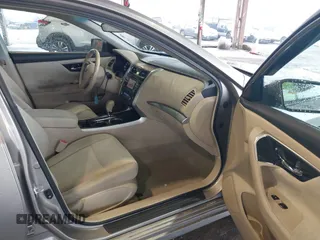2013 Nissan Altima SV with VIN 1N4AL3AP7DC195534, listed as a IAAI auction lot 42493329 with 197,570 mi miles and . Bid and sale history available at DreamBid. Image 5.