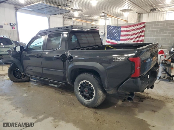 2024 Toyota Tacoma 4WD SR5 with VIN 3TMLB5JN0RM004512, listed as a Copart auction lot 47263795 with 6,919 mi miles and Salvage Title. Bid and sale history available at carsss.com. Image 2.