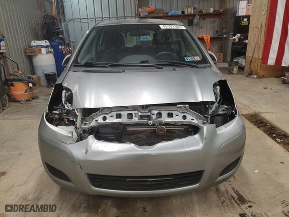 2009 Toyota Yaris with VIN JTDKT903495239209, listed as a Copart auction lot 49102305 with 147,845 mi miles and Salvage Title. Bid and sale history available at carsss.com. Image 5.