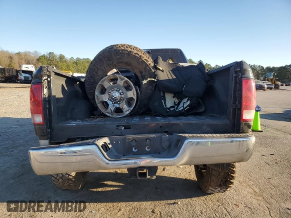 2018 Ram 2500 Big Horn z VIN 3C6UR5MLXJG246180, wystawiony jako Copart lot #43694524 z przebiegiem Nie podano mil oraz Szkoda całkowita • Salvage title. Historia ofert i sprzedaży dostępna na DreamBid. Obrazek 6.