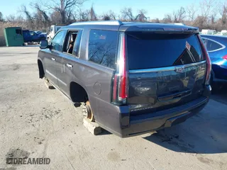 2016 Cadillac Escalade Premium Collection with VIN 1GYS4CKJ7GR374769, listed as a IAAI auction lot 41535852 with 138,260 mi miles. Bid and sale history available at carsss.com. Image 3.
