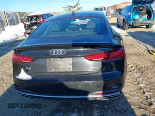 2022 Audi A5 Sportback Premium Plus z VIN WAUCBCF54NA032542, wystawiony jako IAAI lot #41227978 z przebiegiem 42 344 mil mil oraz . Historia ofert i sprzedaży dostępna na DreamBid. Obrazek 17.