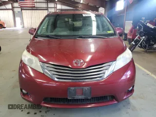 2011 Toyota Sienna XLE with VIN 5TDDK3DCXBS021858, listed as a Copart auction lot 52553825 with 198,742 mi miles and Clean Title. Bid and sale history available at carsss.com. Image 5.
