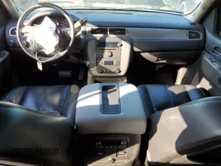 2011 Chevrolet Avalanche LT with VIN 3GNTKFE34BG151846, listed as a Copart auction lot 48716525 with Not provided miles and Salvage title. Bid and sale history available at DreamBid. Image 8.