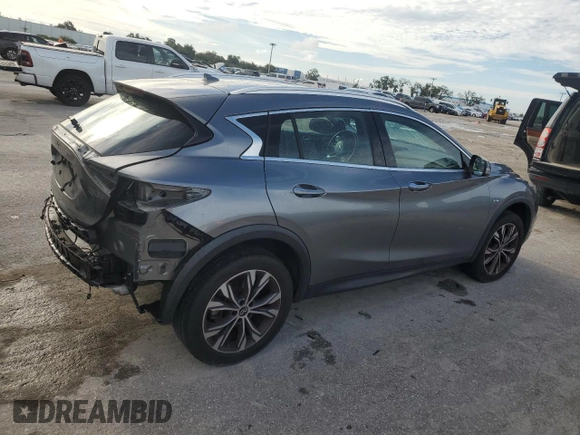 2017 Infiniti QX30 Luxury with VIN SJKCH5CR3HA024888, listed as a Copart auction lot 70682054 with 82,073 mi miles and Salvage Title. Bid and sale history available at carsss.com. Image 3.