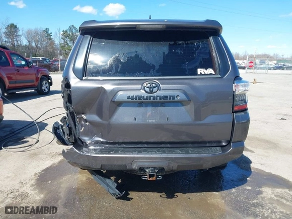 2017 Toyota 4Runner SR5 with VIN JTEBU5JR6H5424820, listed as a IAAI auction lot 41870164 with 119,857 mi miles. Bid and sale history available at carsss.com. Image 16.