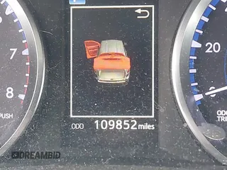 2018 Toyota Highlander LE с VIN 5TDBZRFH6JS903123, выставлен на аукционе IAAI как лот 41564004 с пробегом 109 852 миль миль и . История ставок и продаж доступна на DreamBid. Изображение 15.