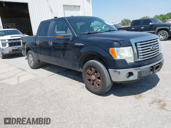 2012 Ford F-150 XL with VIN 1FTEW1CM5CFA12400, listed as a IAAI auction lot 42041739 with 175,047 mi miles. Bid and sale history available at carsss.com. Image 1.