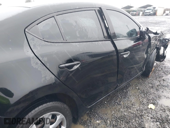 2016 Mazda 3 i Sport with VIN JM1BM1T7XG1308342, listed as a IAAI auction lot 41518407 with 194,967 mi miles and . Bid and sale history available at DreamBid. Image 18.